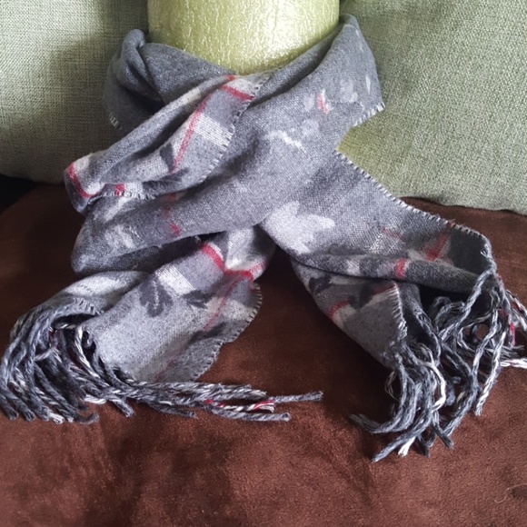 Scarf - Picture 2 of 3